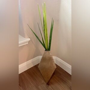 Gold geometric vase and fake palm from pier1 imports.